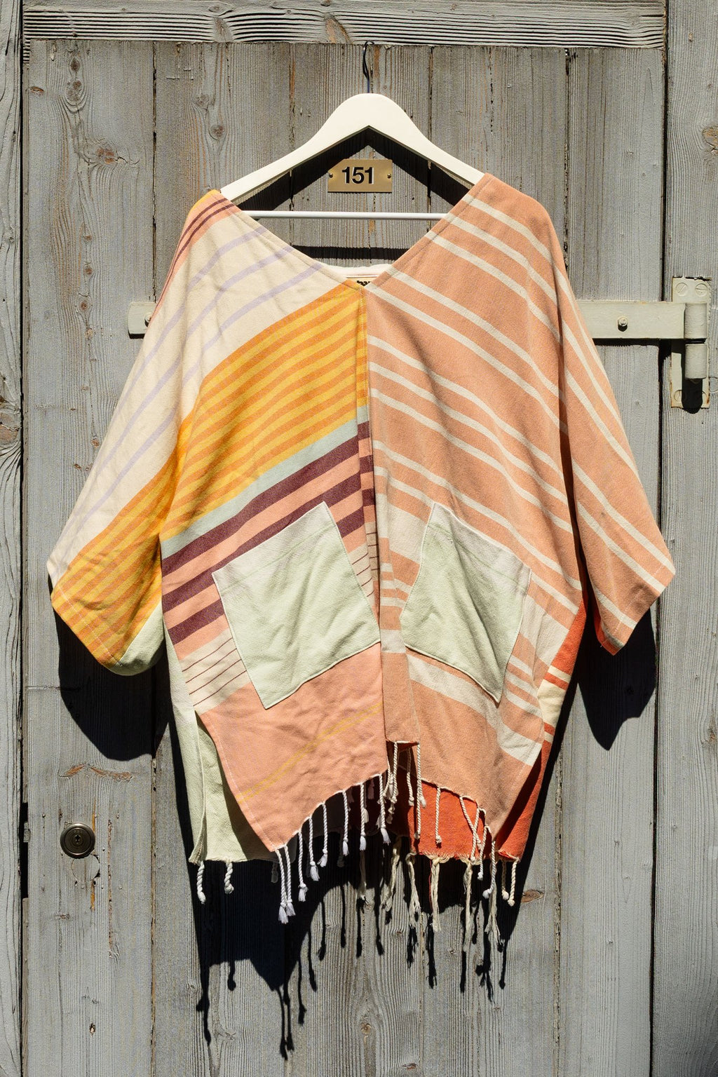 Volaare x Rework Poncho 02 – Unikat